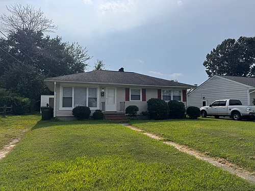 107 Lynnhaven Dr Photo 1