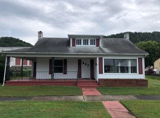 216 S Main St, Elizabethton, TN 37643
