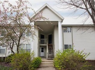 744 Sugar Glen Dr, Saint Peters, MO