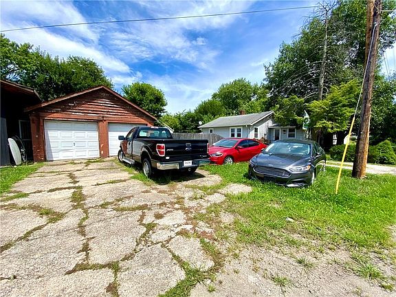 5th image of 443 S Lynhurst Dr
