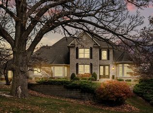 6N499 Brookhaven Ln, St Charles, IL 60175