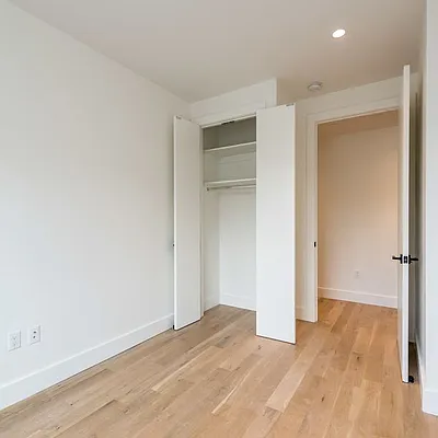 Rented by Nooklyn NYC LLC | media 87