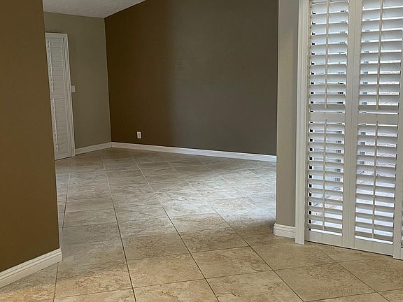 Entry & Living/Family room