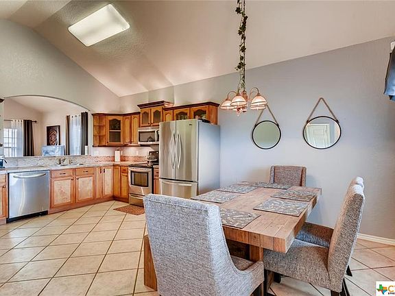 5th image of 3330 Avoca Dr
