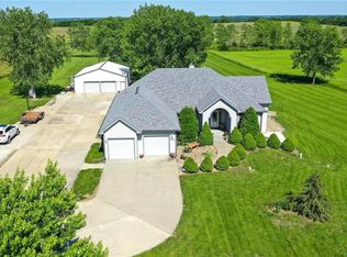 6800 NE Indian Creek Rd, Topeka, KS 66617