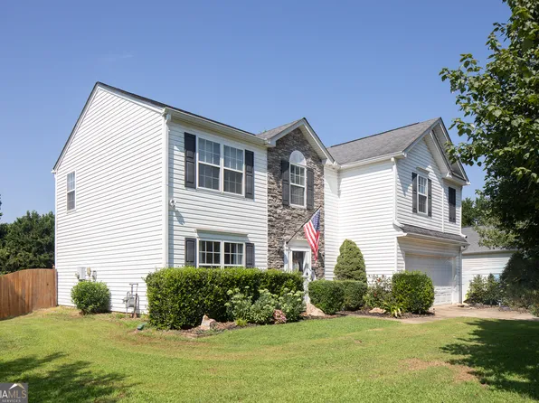 7590 Country Creek Dr, Cumming, GA 30028