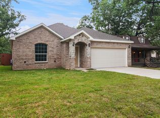 104 White Dove Trl, Mabank, TX 75156