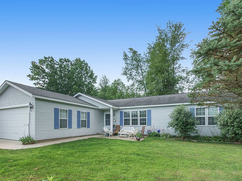 1st image of 33559 Cottonwood Ct