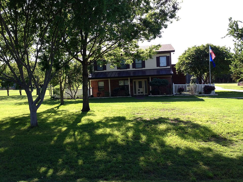 76 E. Hidden Valley Place