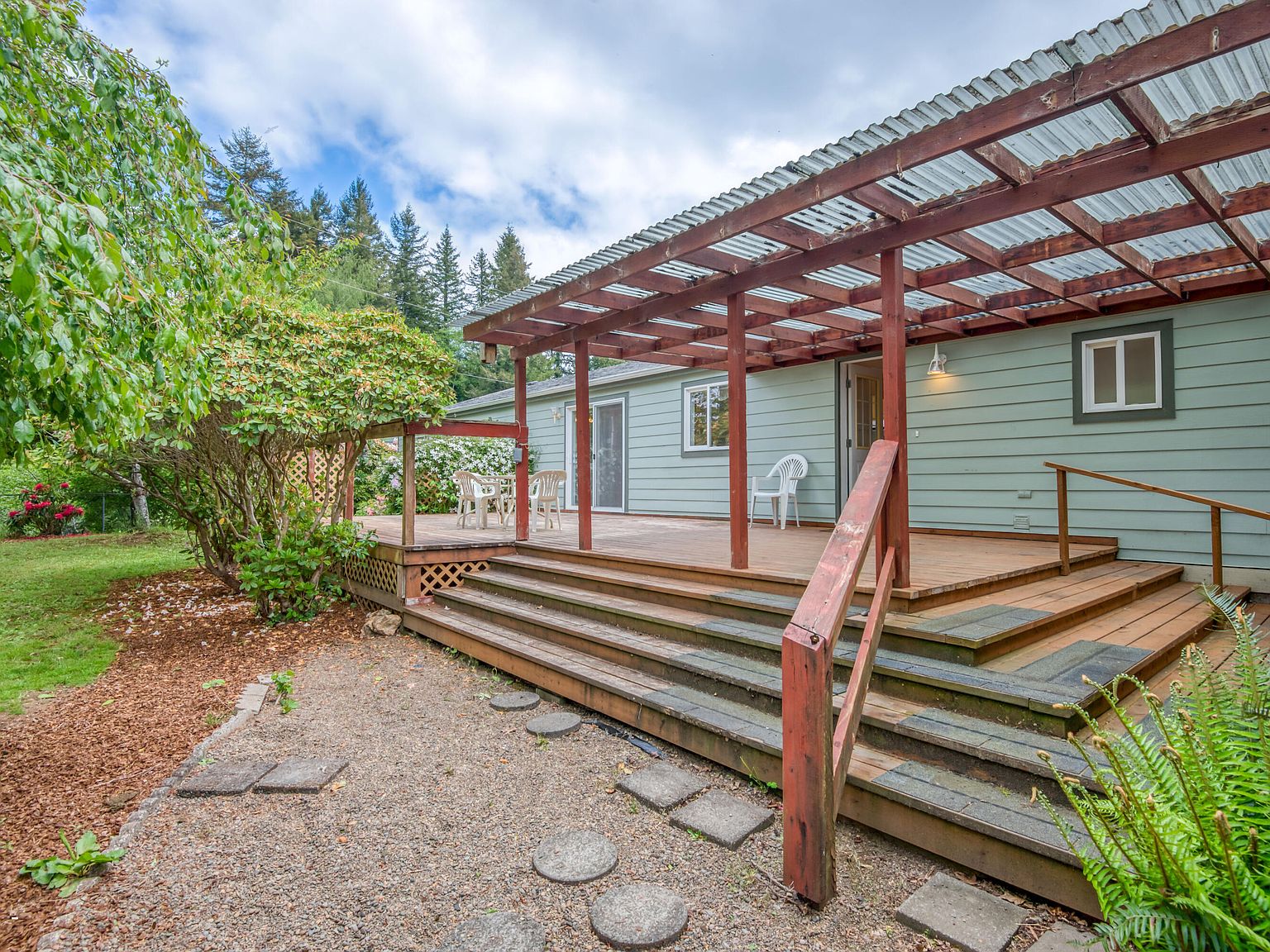 1211 SE River Rd, Toledo, OR 97391 | Zillow