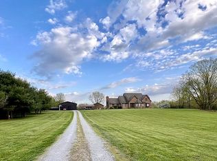 1816 Woodlake Rd, Stamping Ground, KY 40379