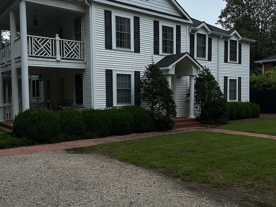 1st image of 138 Florence St SW #3