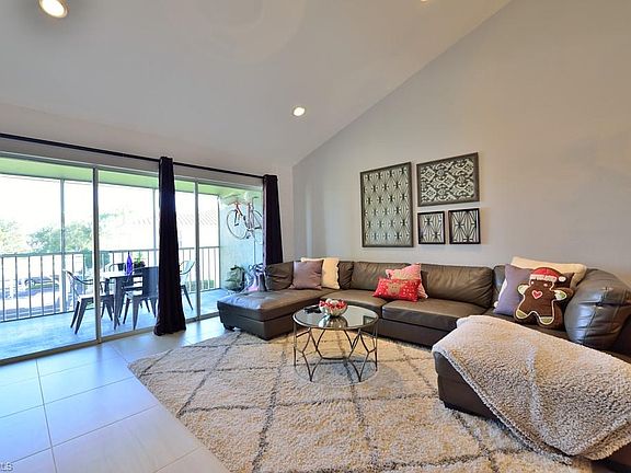 4th image of 180 Furse Lakes Cir #E-11