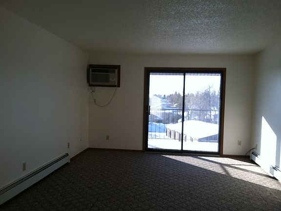 Living Room_02092017