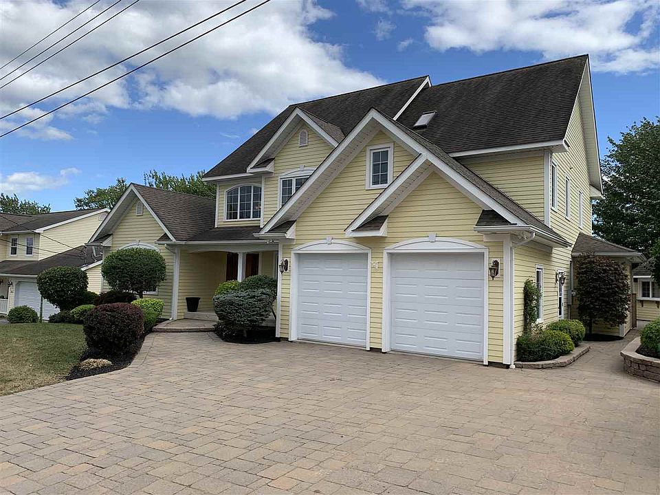 20 Rowan Ave, New Glasgow, NS B2H 0A4 Zillow