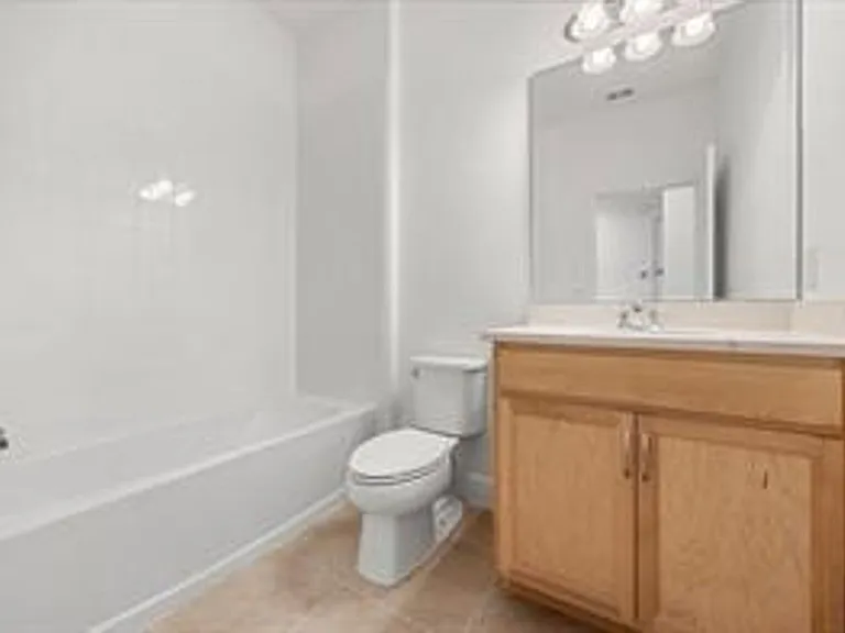 7991 Syracuse Dr — Photo 25