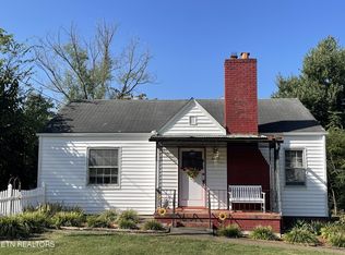 2635 Orton Dr, Maryville, TN 37804