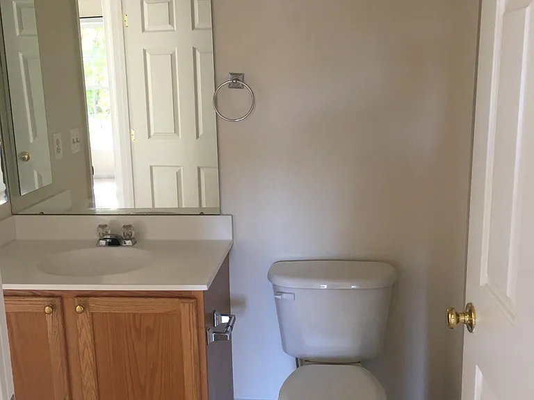 1244 Corbett Pl — Photo 8