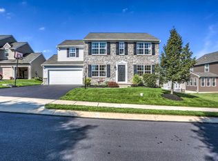 125 Grayson Ave, East Earl, PA 17519