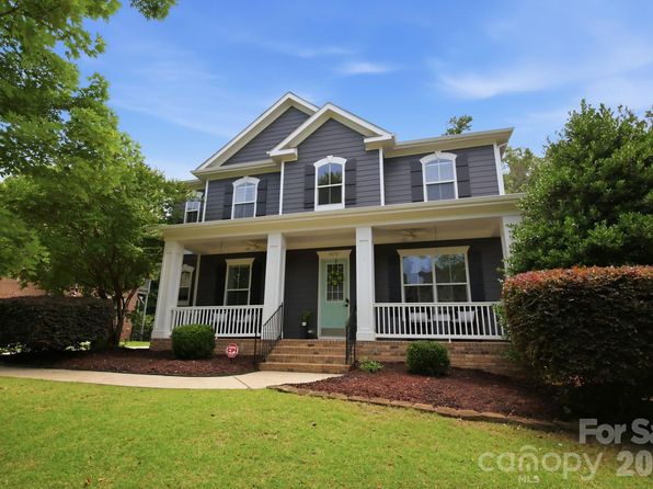 8636 Sagekirk Ct, Charlotte, NC 28278 home
