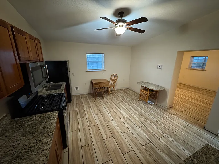 120 Rolling Hills Dr #1 — Photo 5