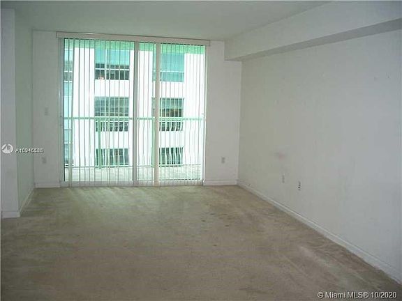 3rd image of 1200 Brickell Bay Dr APT 2316