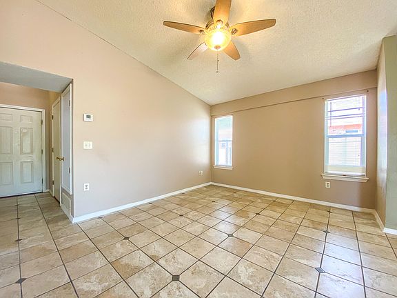 4th image of 14620 Achim Dr