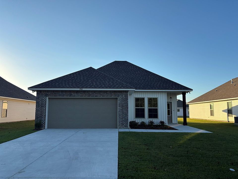 1st image of 306 Tregre Ln