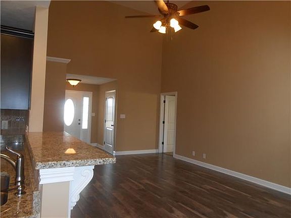 5th image of 222 Fox Xing Lot 222