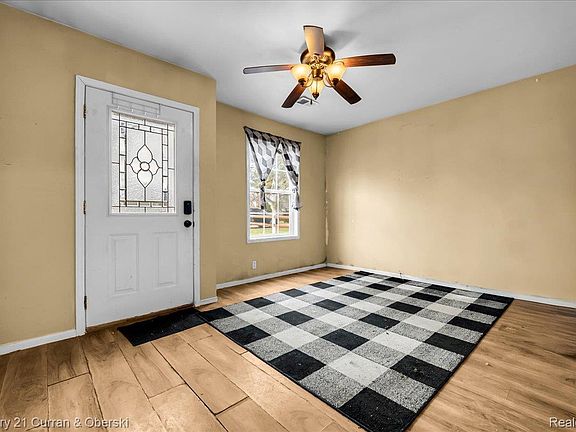 3rd image of 63 Kessler St