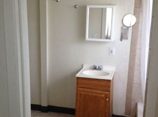 2742 Myrtle St, Oakland, CA 94607