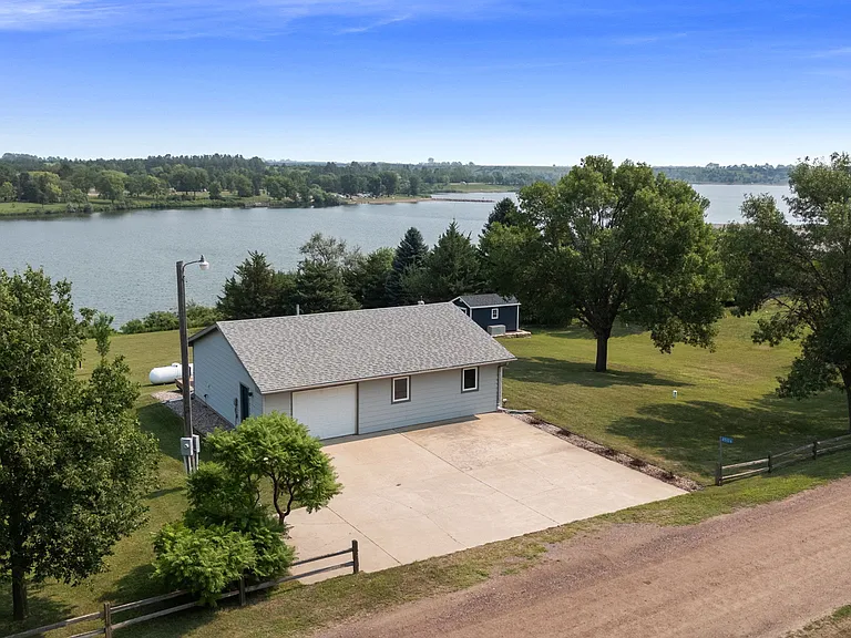 45126 Quail Dr — Photo 1