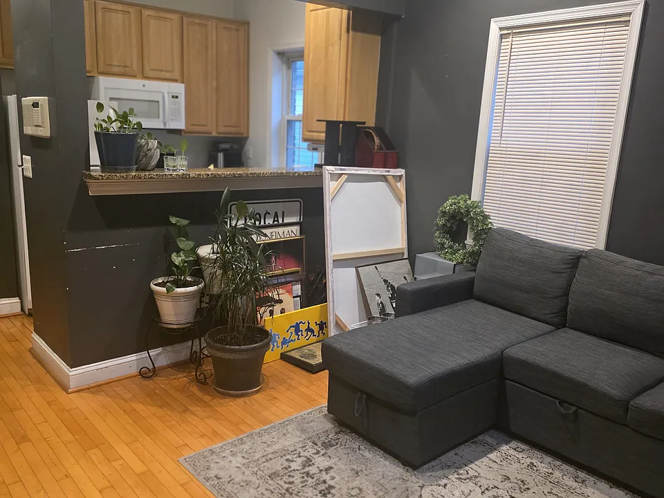 4202 Grant St NE #302