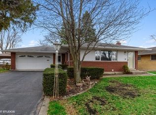671 Clayton Ln, Des Plaines, IL