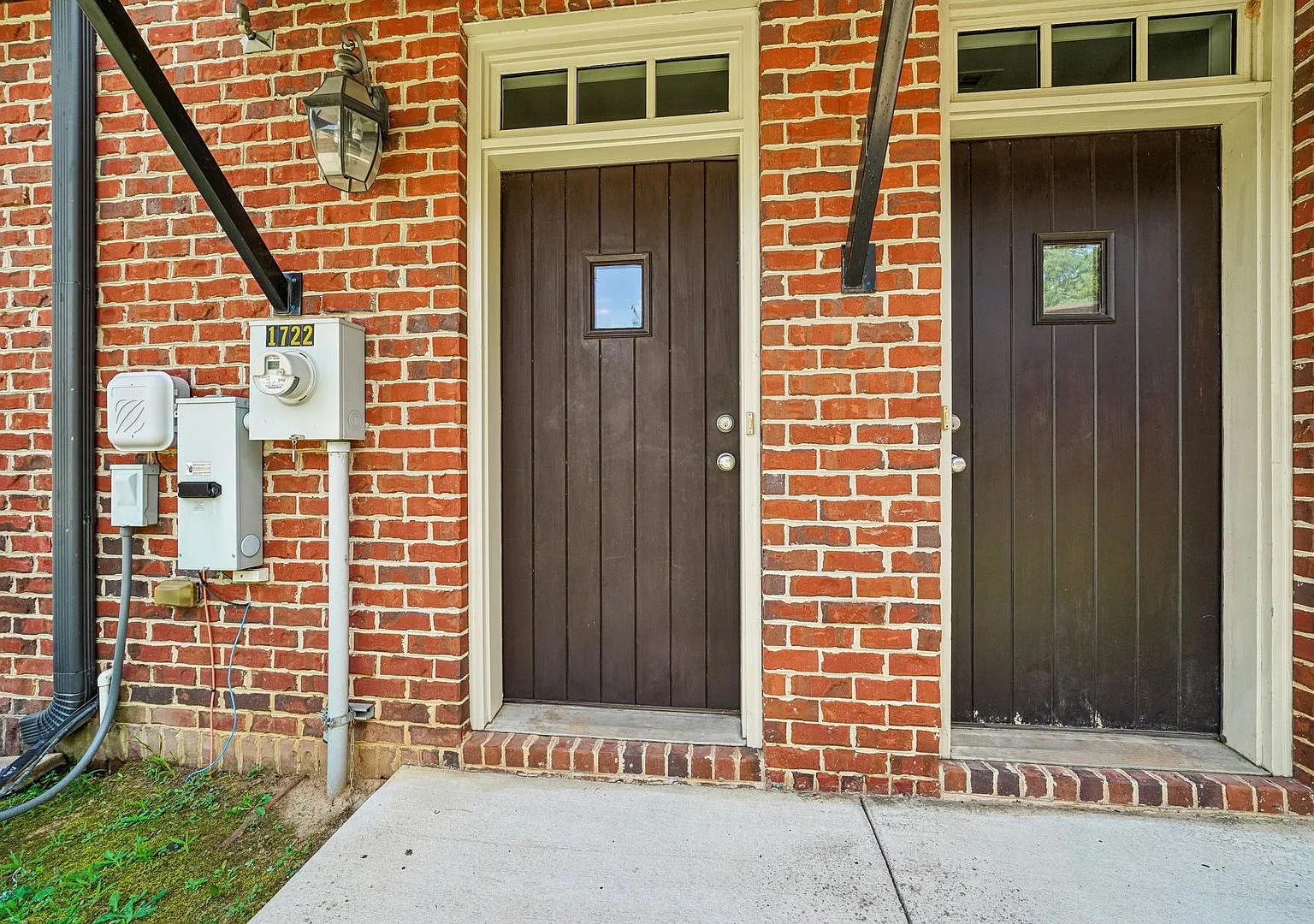 Beverly Townhomes — Photo 3