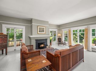 12535 216th St, Maple Ridge, BC V2X5K4