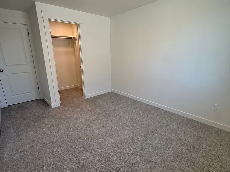 61073 NE Unity Pl — Photo 18