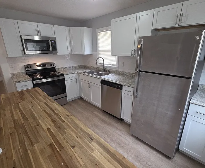724 N Willis Ave — Photo 5