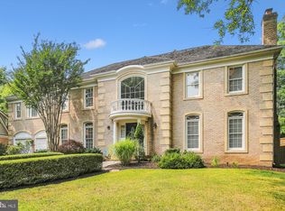 12590 Misty Creek Ln, Fairfax, VA 22033