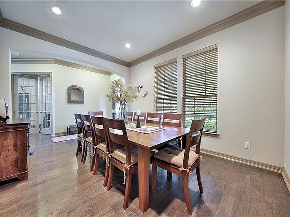 4th image of 27902 Iberville Glen Dr