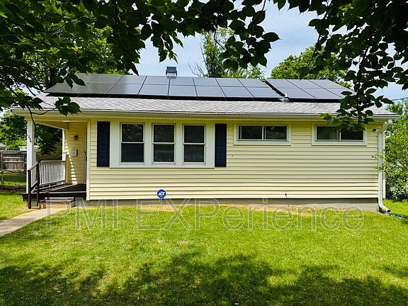 2nd image of 1204 Broadwood Dr