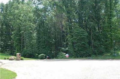 4th image of 21570 Holly Berry Ct