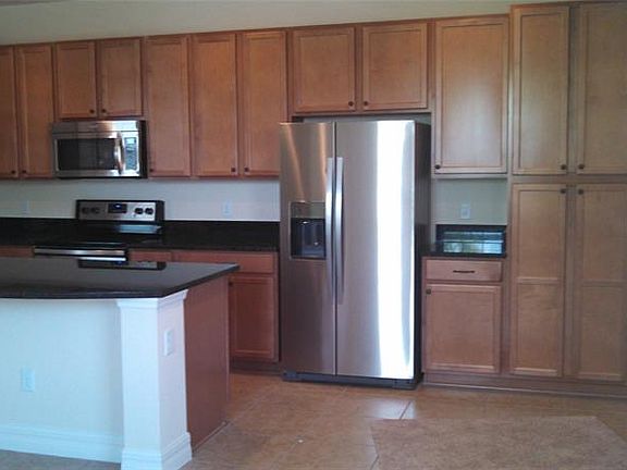 4th image of 10053 Eagle Creek Center Blvd