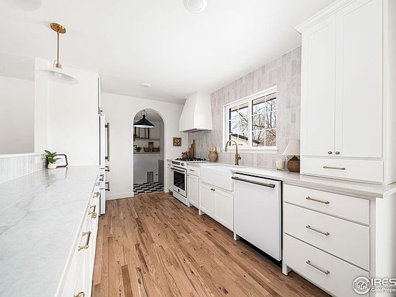 3rd image of 501 Dartmouth Trl