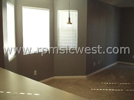 5th image of 3181 S Alsace Way Unit G10