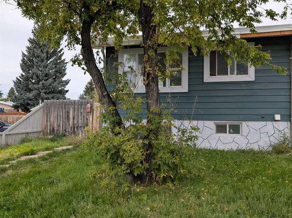 2011 S 18th Ave N, Lethbridge, AB T1H 4G1