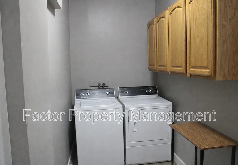130 Parsons St — Photo 22