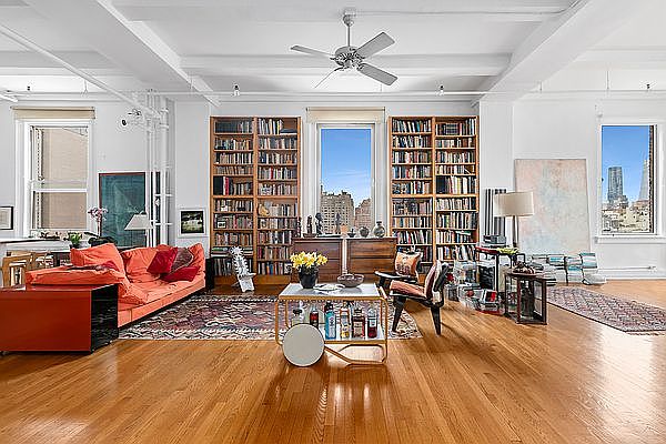 1st image of 58 W 15th St APT 9