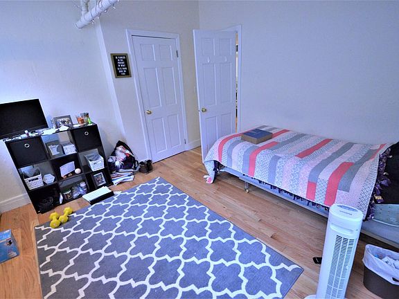 5th image of 52 Westland Ave #Ua41