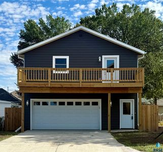 604 S 5th Ave, Sioux Falls, SD, 57104